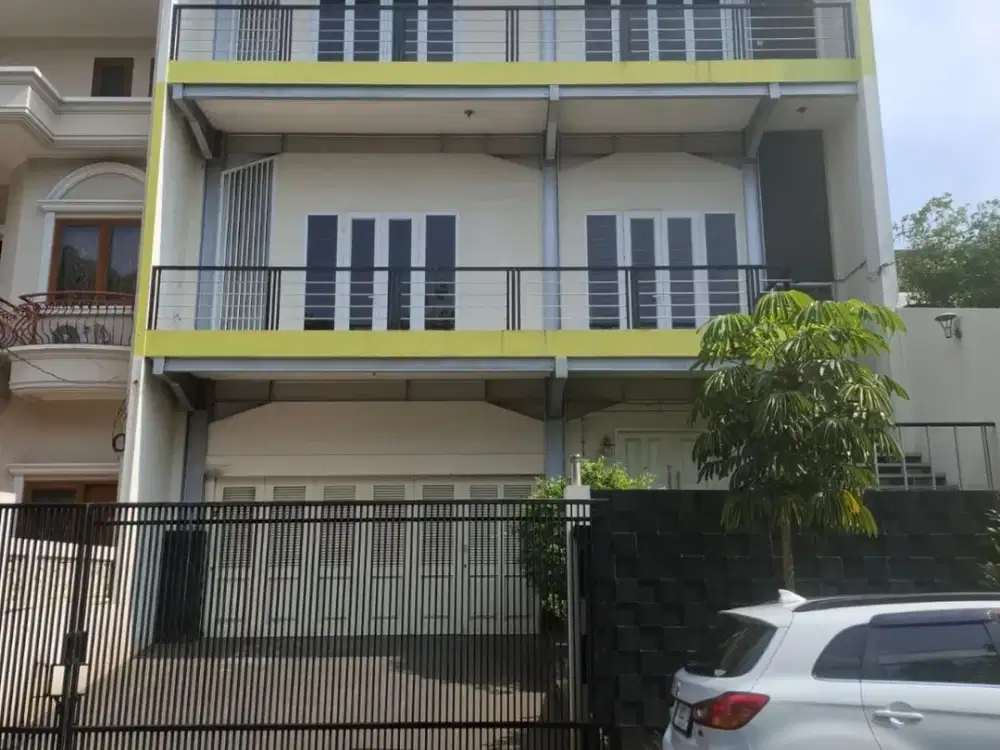 Rumah 4 Lantai Siap Huni di Kelapa gading Jakarta