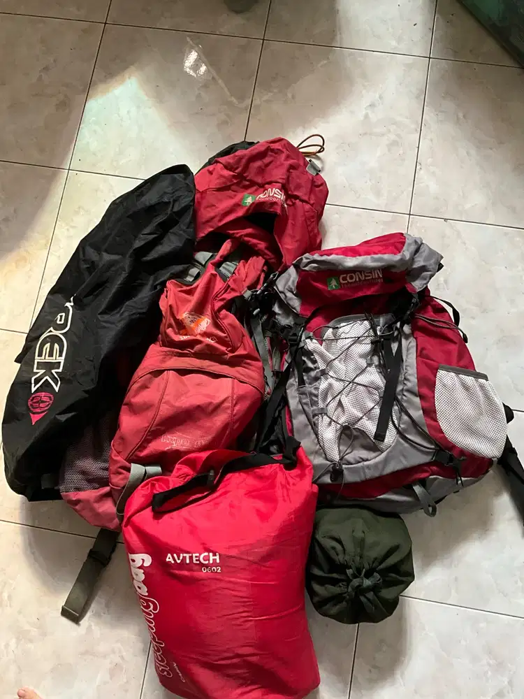 JUAL PERLENGKAPAN HIKING BEKAS (Carrier 40L, Carrier 60L, dll)