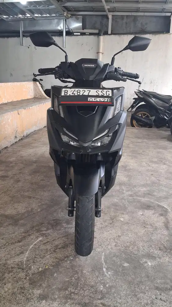 (A) Honda Vario 160 CBS Tahun 2023 KM LOW 15RB
