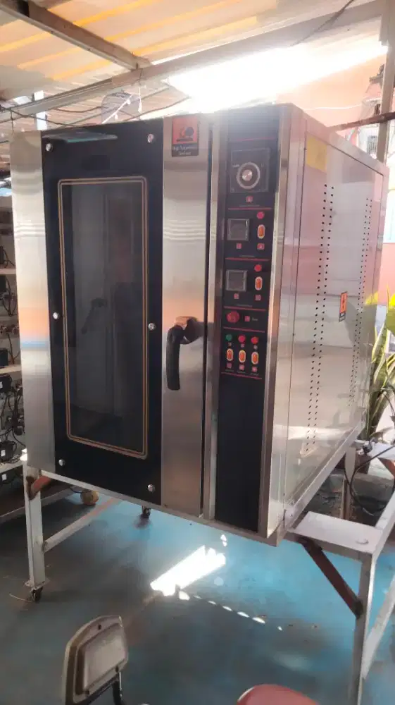 Oven covection 8 loyang merk getra