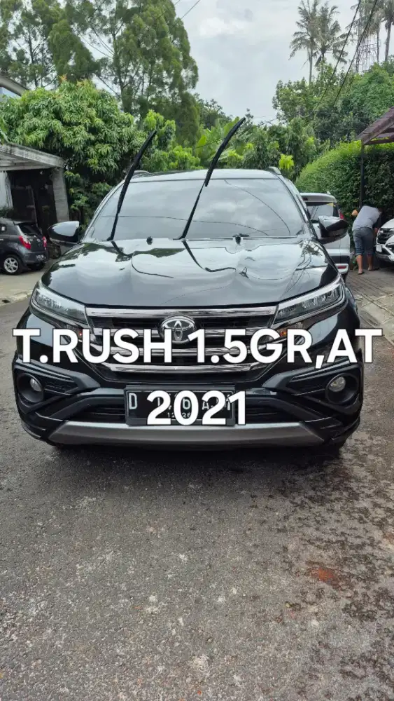 T.Rush,1.5GR,automatic,hitam,2021