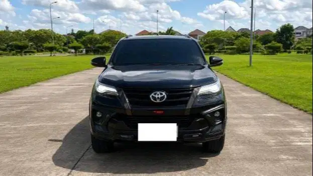 TOYOTA FORTUNER 2.4 VRZ TRD A/T 2019/2020