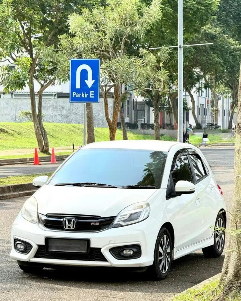 Honda Brio RS CVT 2017 Bergaransi