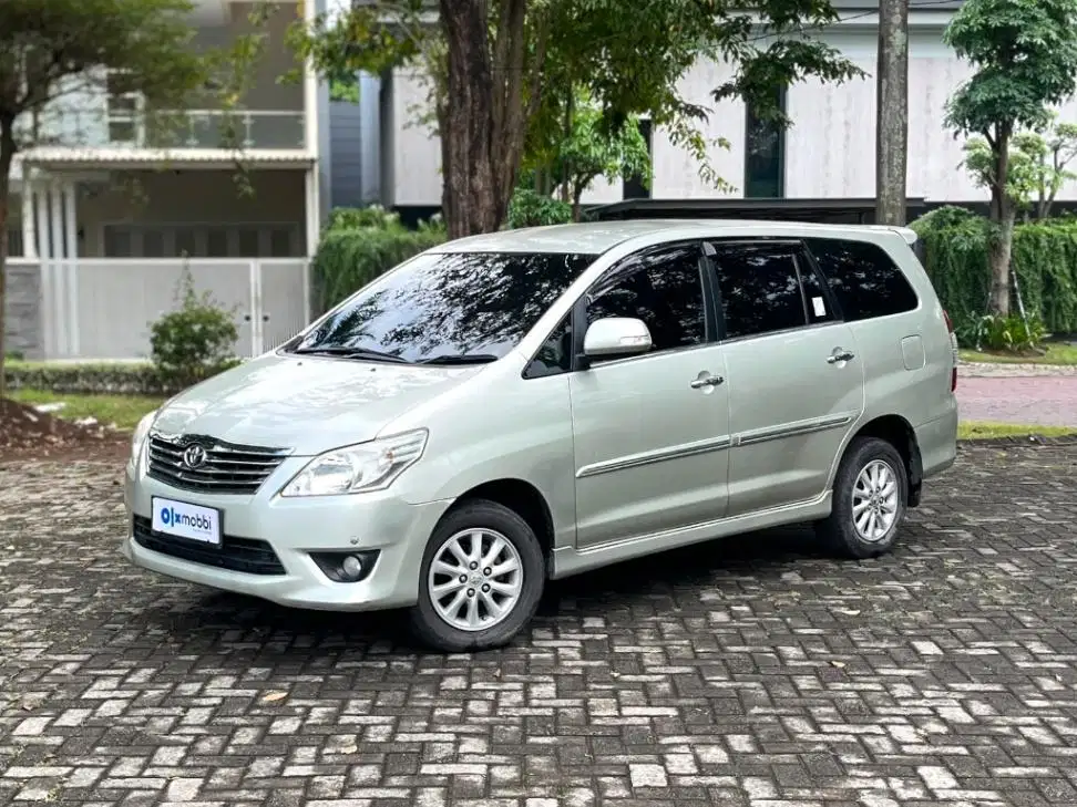 KIJANG INNOVA 2.0 V LUXURY MATIC 2013