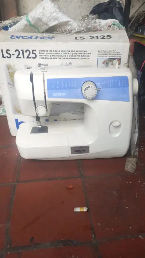 Mesin lubang kancing fulldus