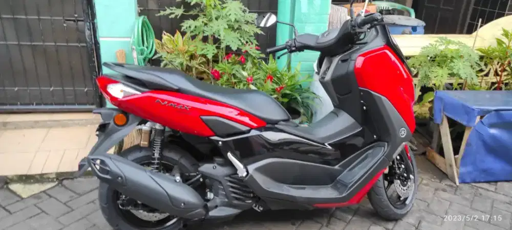 Nmax 150cc tahun 2023 mulus + surat lengkap