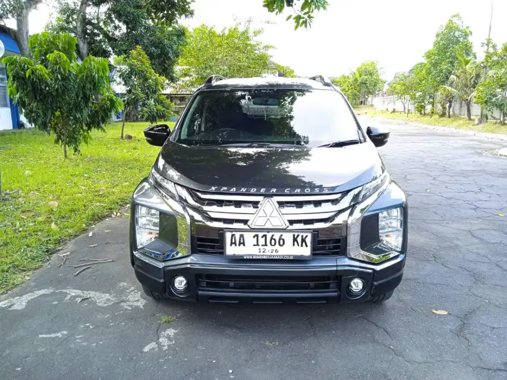 Xpander cross Automatic black edition Asli AA Megelang tg 1