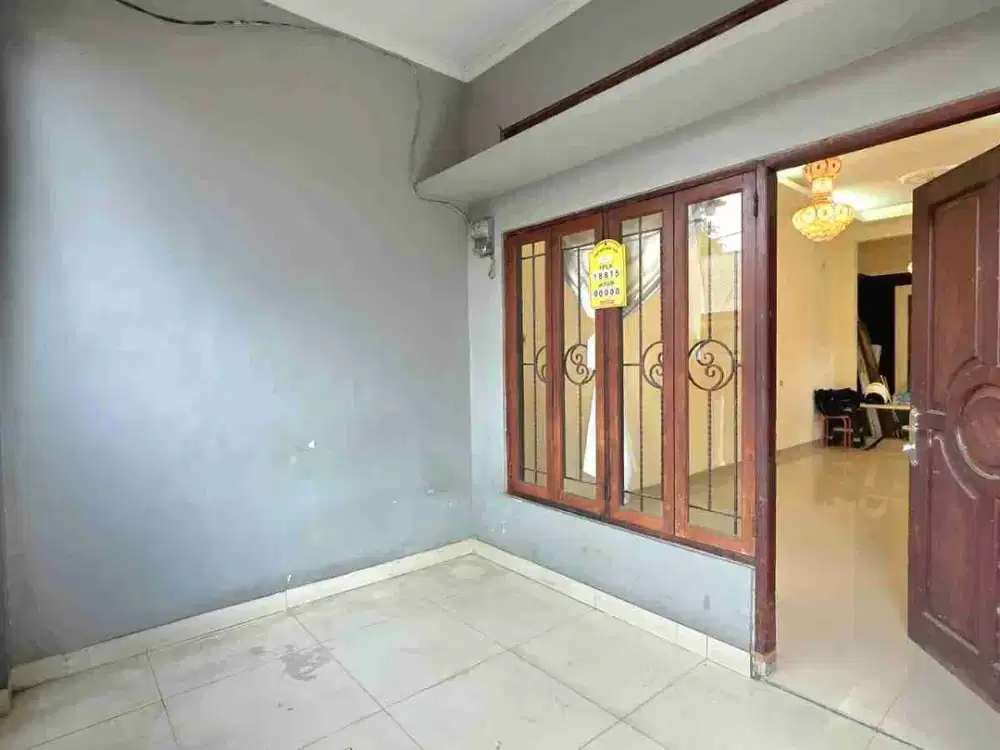 DIJUAL RUMAH DI MERUYA SELATAN