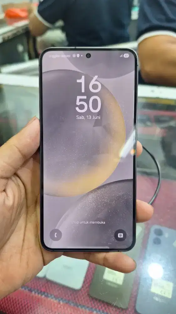 Samsung S24 8/256