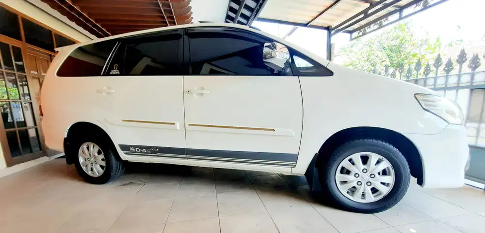Toyota Kijang Innova 2012 Diesel