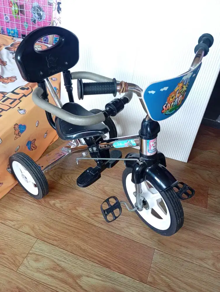 sepeda roda tiga