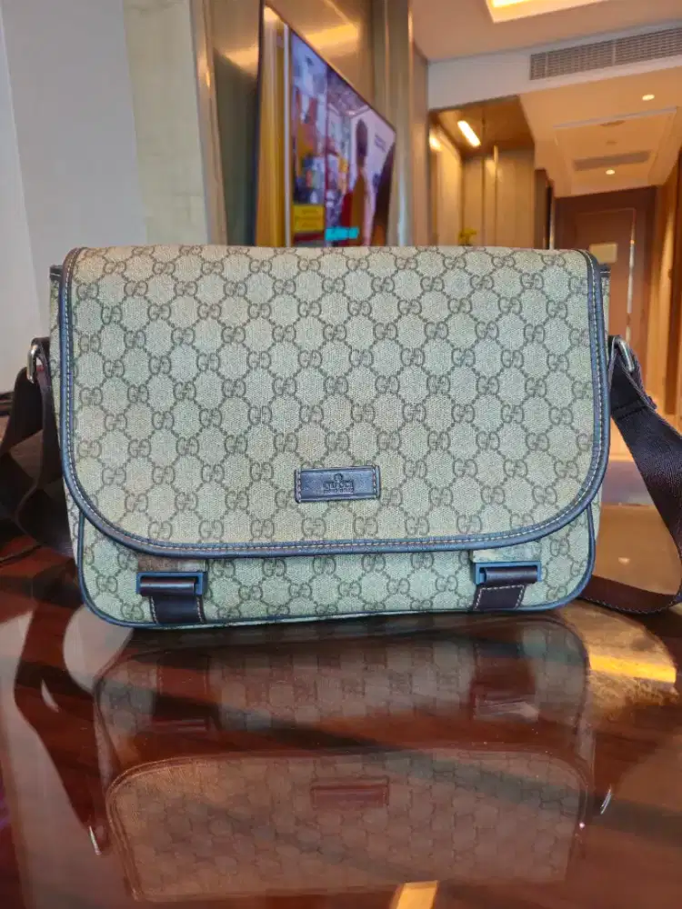 GUCCI TAS SELEMPANG PRIA BAHAN KULIT ASLI