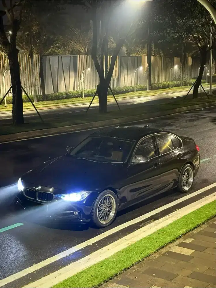 [CASH] BMW 320i F30 2016 / Nik 2015 LCI MODIF C200