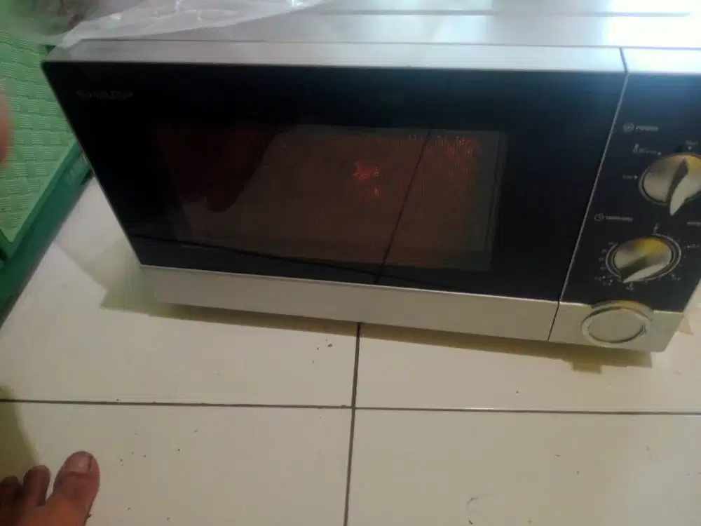 Microwave sharp r21 450 watt