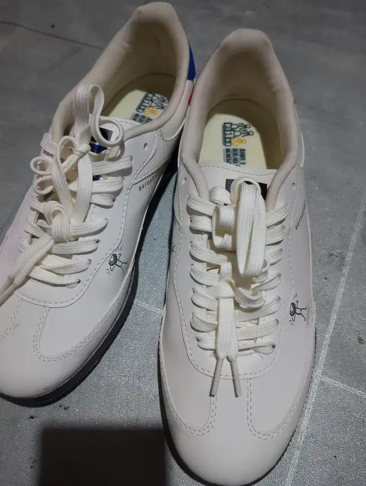 Sepatu Aerostreet x Children of Heaven