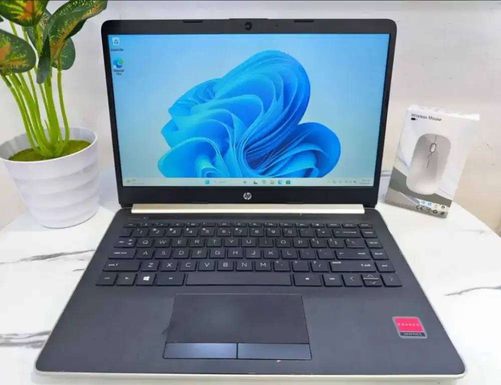 HP 14s Ryzen 5 3500U/RAM 8GB/SSD 512GB/14 HD/WIN 11