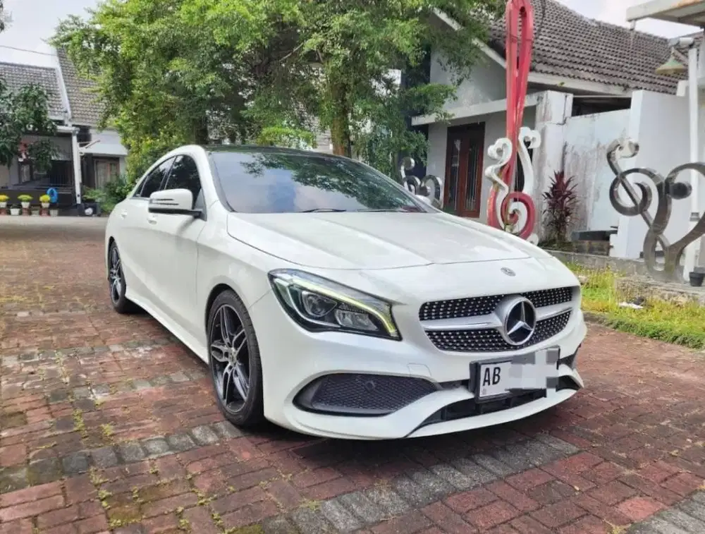 MERCEDES BENZ CLA200 AMG 2017 FACELIFT KM RENDAH