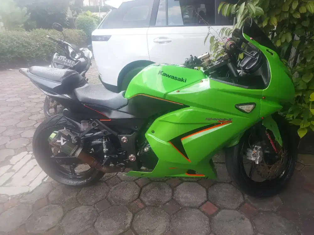 Dijual santai ninja 250 karbu