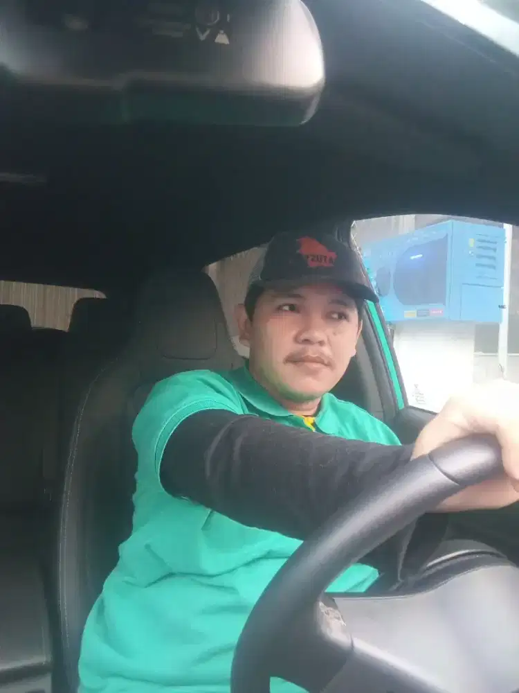 Mencari lowongan supir pribadi/kantor