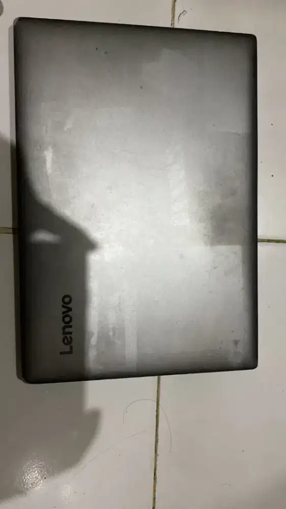 Leptop lenovo 81a5