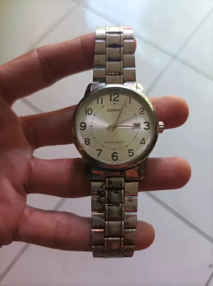Jam tangan Casio MTP-V002