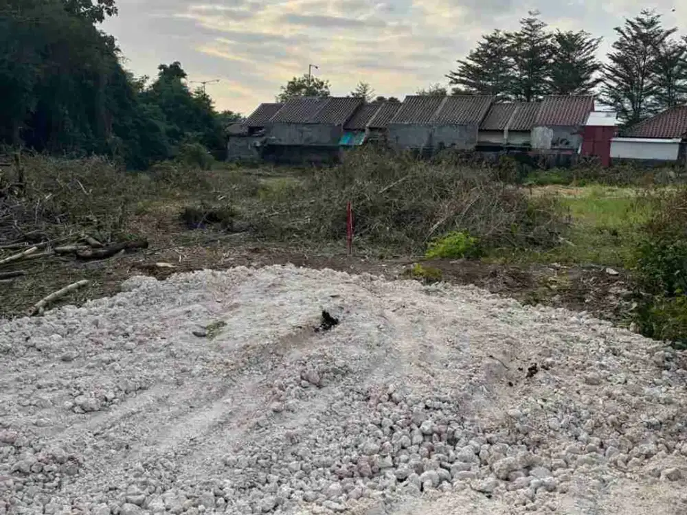 Jual Tanah Kavling luas 100m2 Zona Kuning Lokasi Taman Giri Nusa Dua Area Strategis Hunian & Investasi