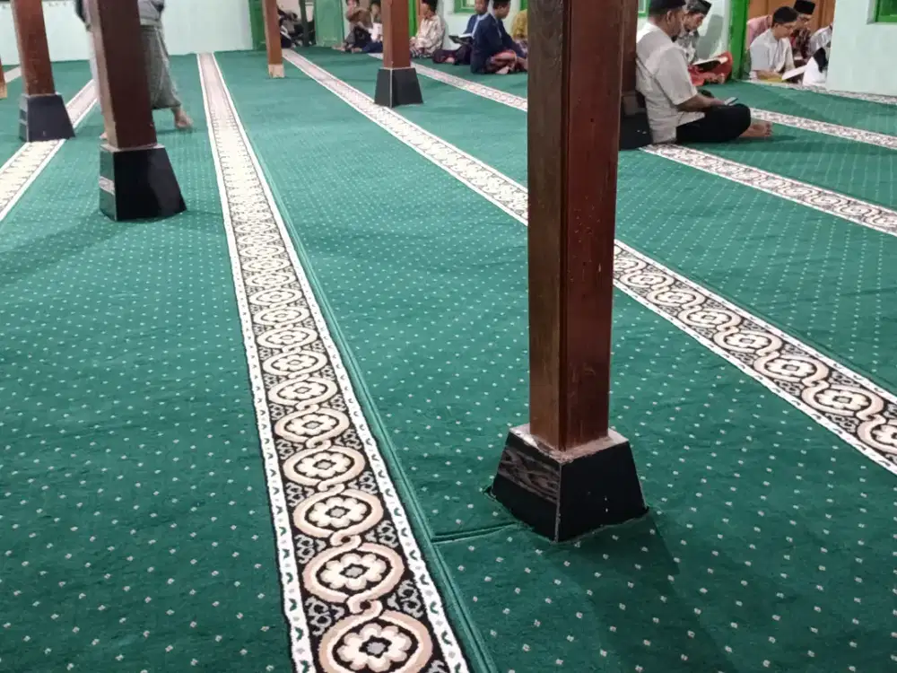 karpet untuk masjid, mushla, pondok pesantren, kantor