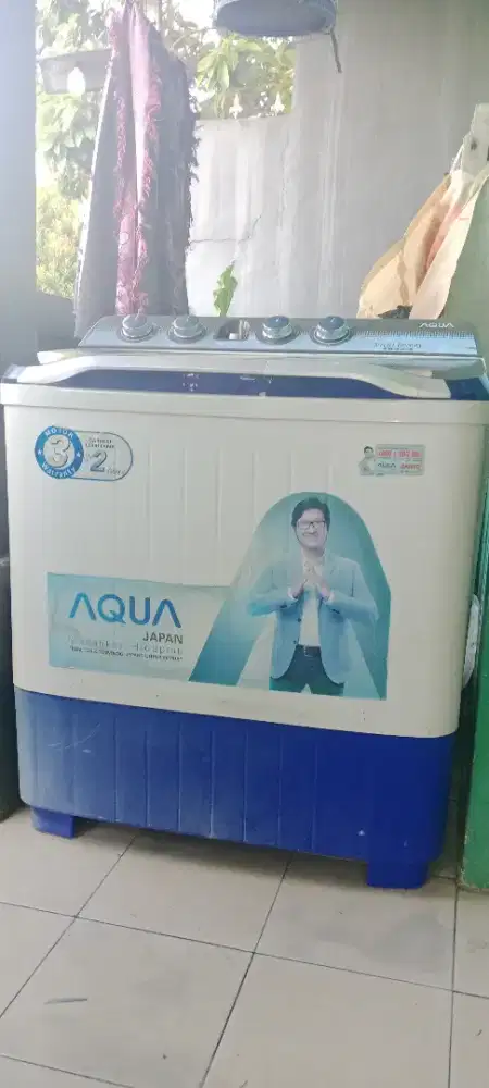 Dijual mesin cuci dua tabung ukuran 9 kg
