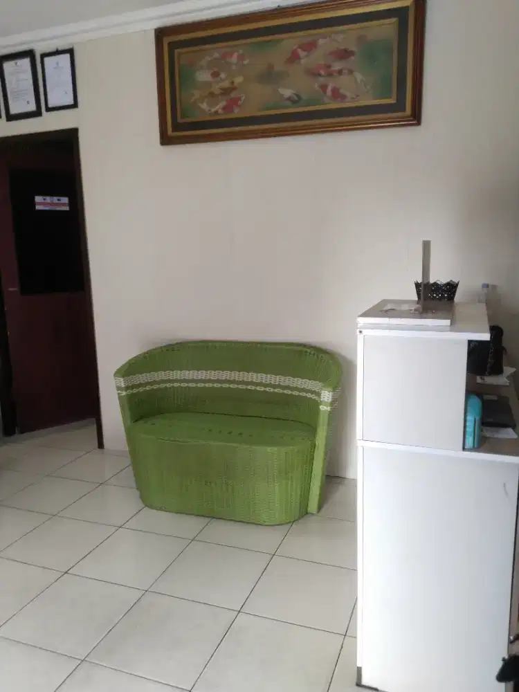 Loker therapist/spa