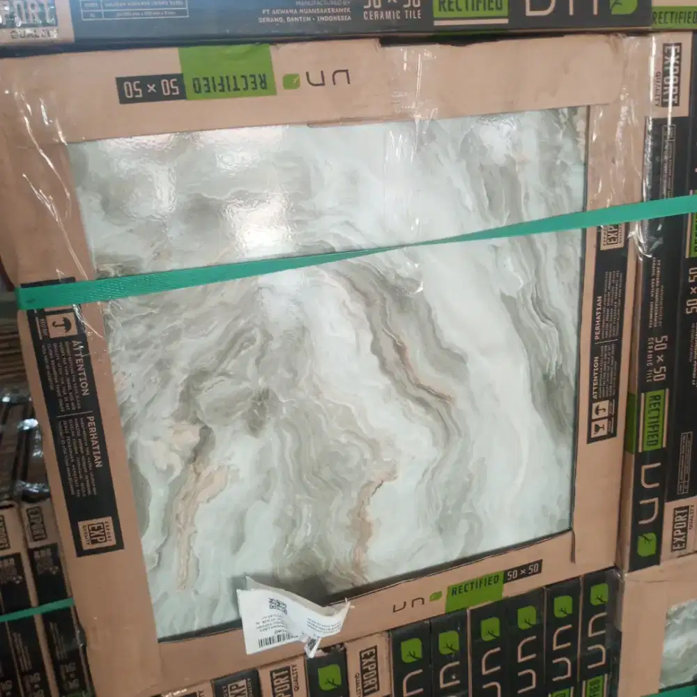 Keramik ukuran 50x50 murah
