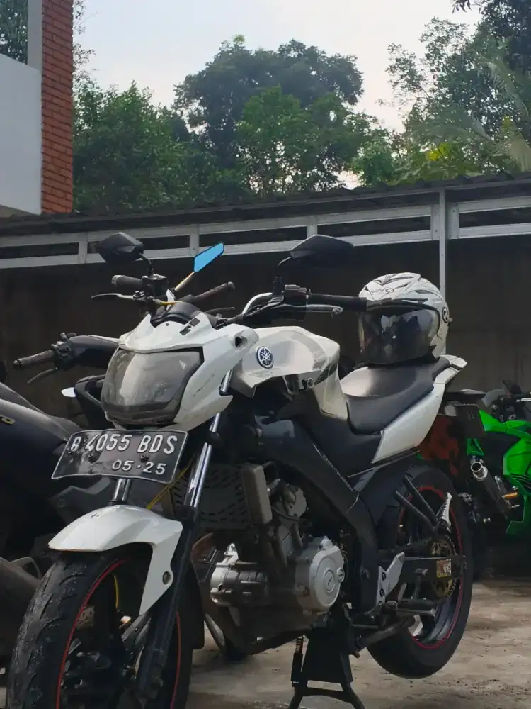Vixion Advance 2015