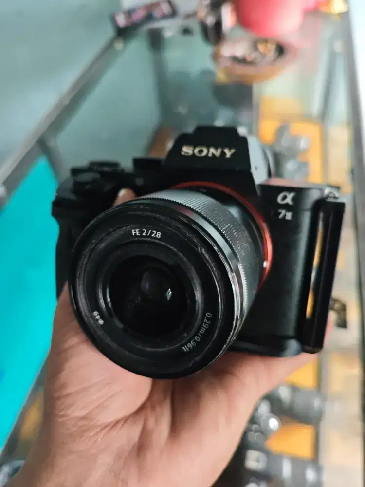 SONY A7II LENSA 28MM F2