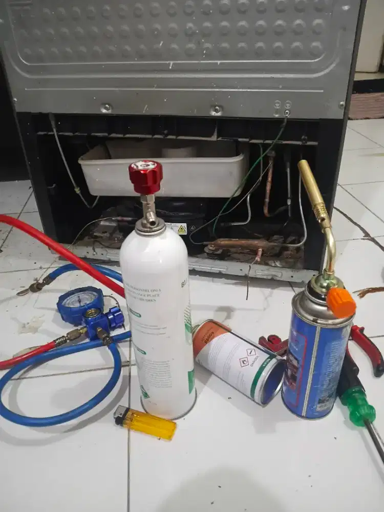 Servis elektronik dan pendingin