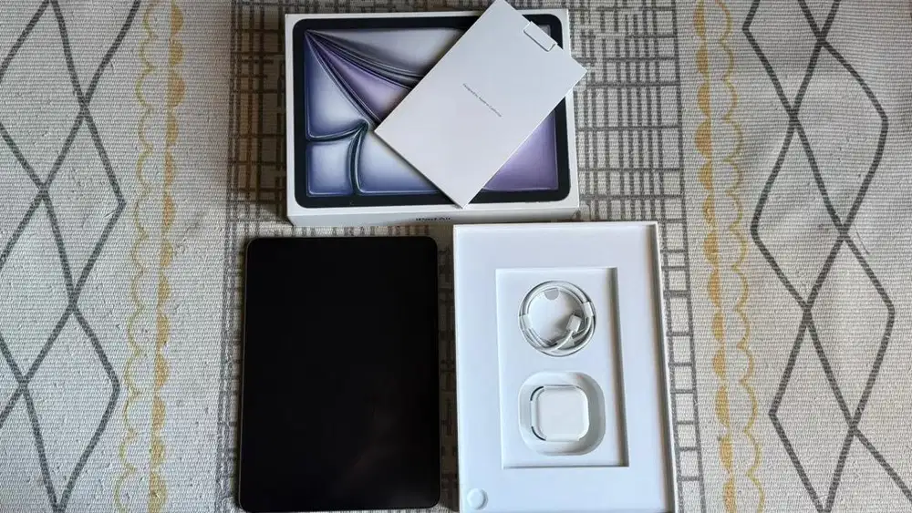 Ipad Air 6 (M2) 128 mulus 100%