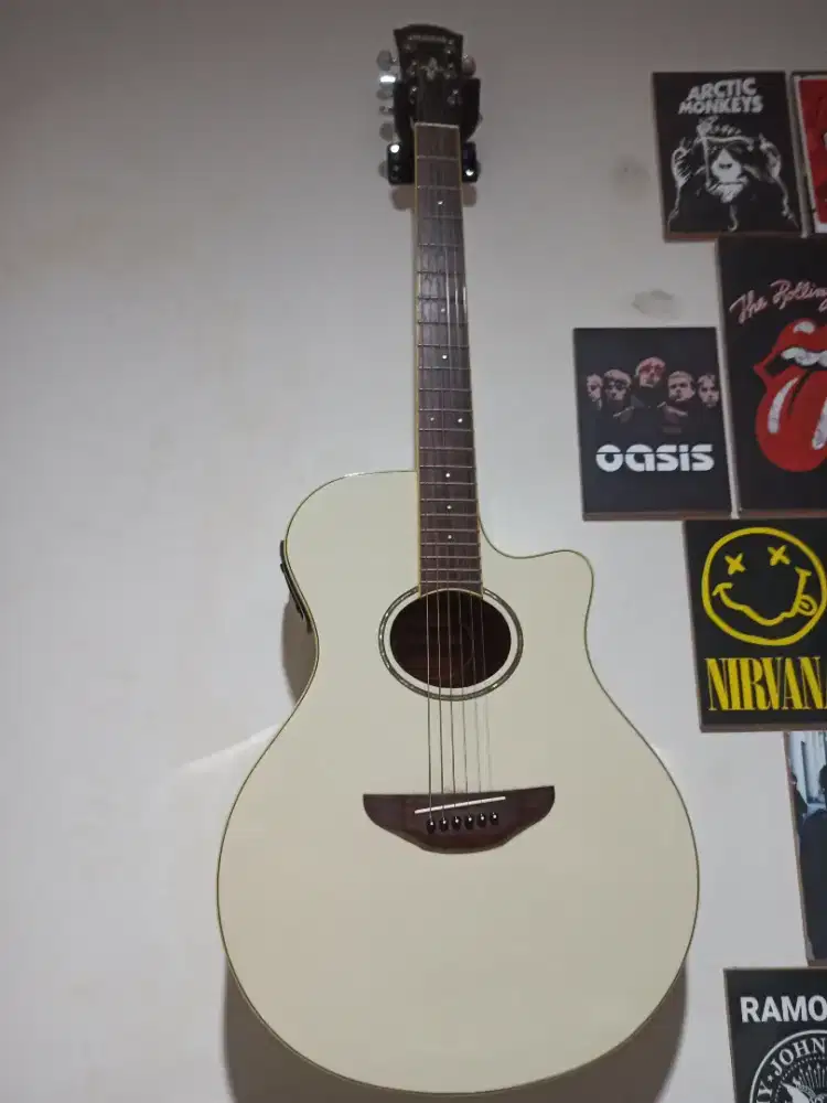 Yamaha APX 600 Original, mulus no cacat