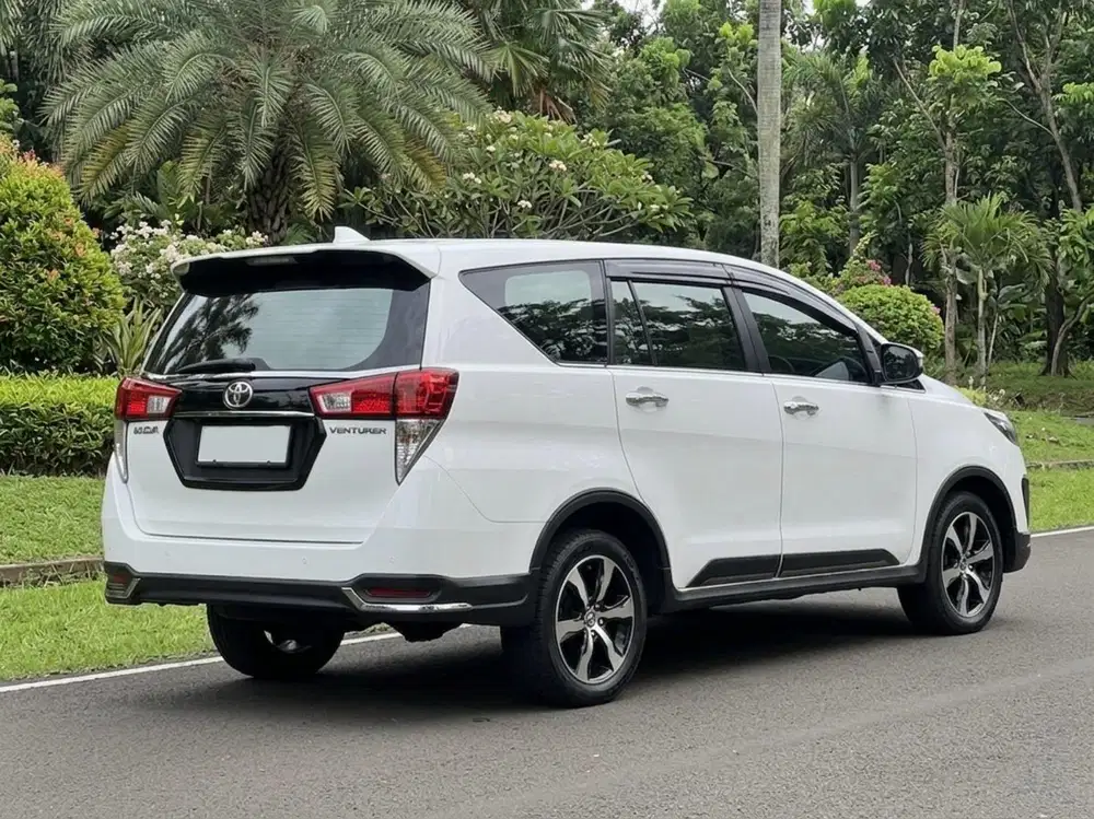 Toyota Venturer 2.4 DSL AT.km 58 Rb Terwat