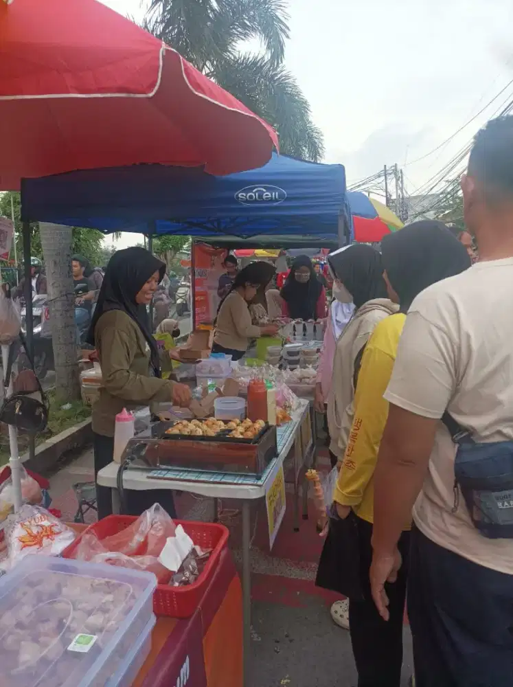 Lowongan konten kreator untuk toko takoyaki