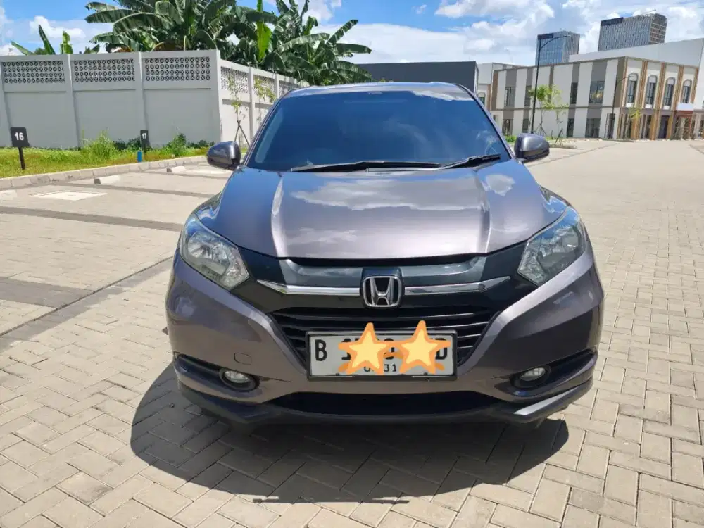 Honda HR-V E AT
