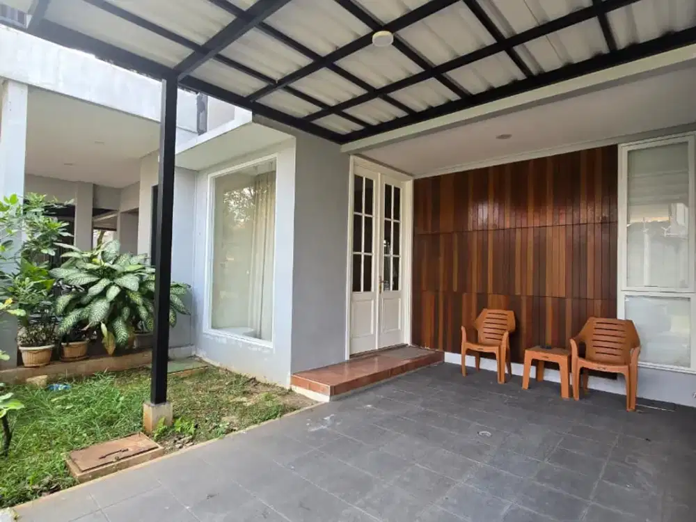 Disewakan Rumah Semi Furnished 2 Lantai Siap Huni  di Discovery Bintaro, Tangerang Selatan