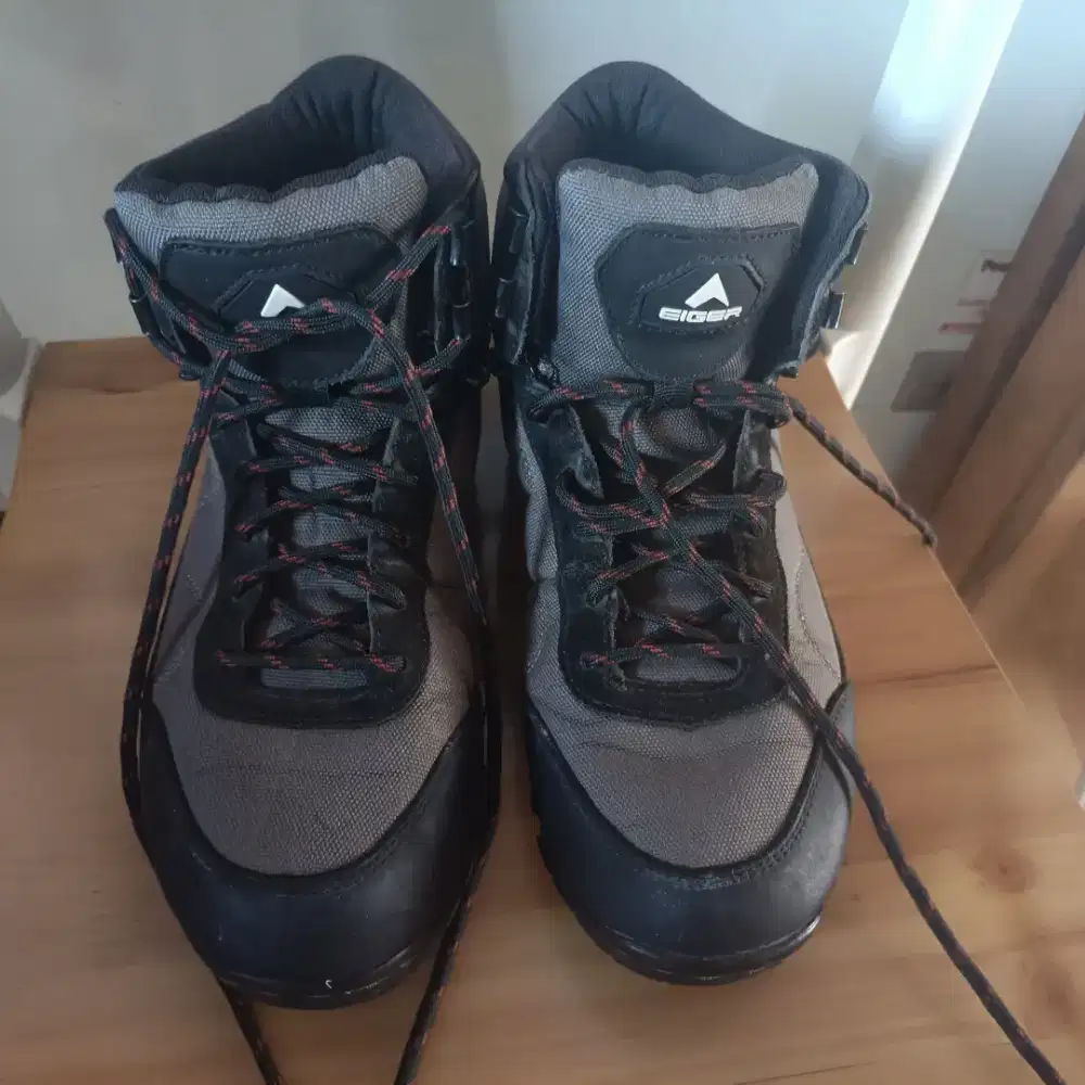 Sepatu Eiger Strenum Lite Midcut