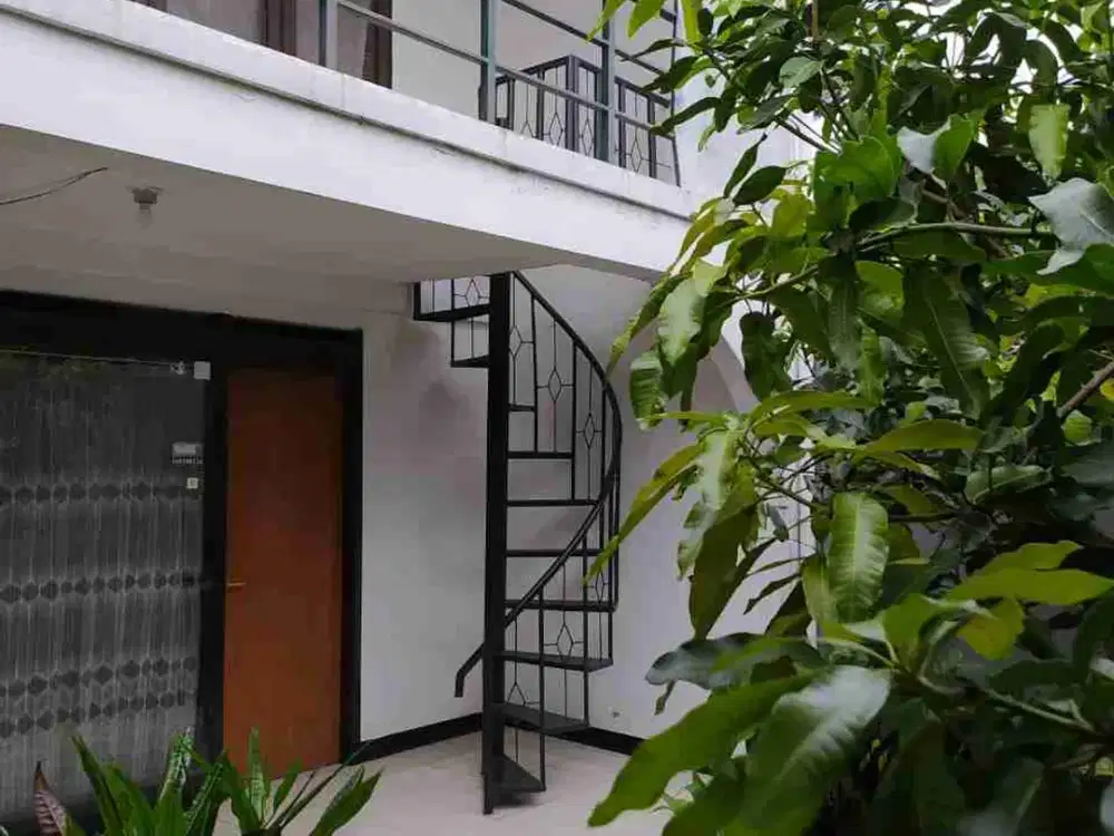Rumah Strategis Gegerkalong Bandung Dekat Kampus, 464 m, Cocok Kost & Investasi