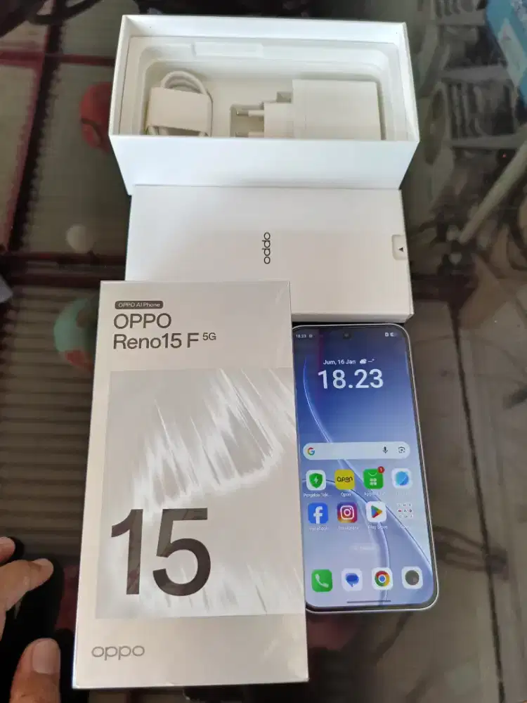 OPPO RENO 15F 12/256 SECOND