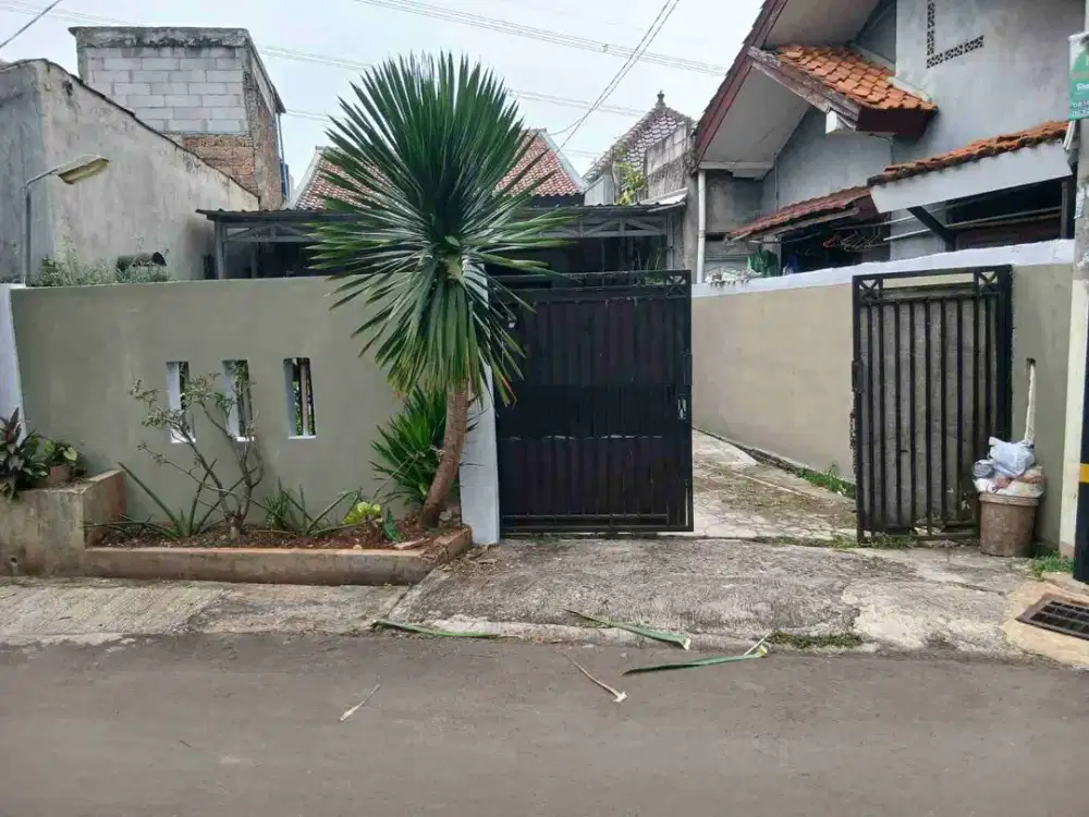rumah jual halaman luas
