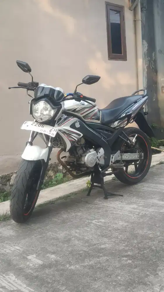 vixion 2012 plat f