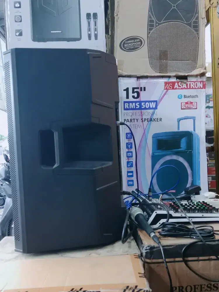 speaker dan mixer audio satu paket