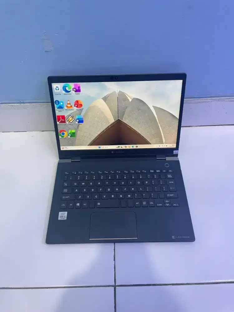 DYNABOOK G83/FR