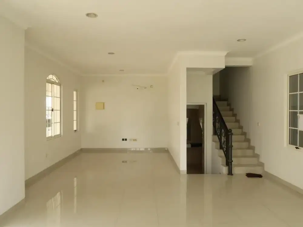 Disewakan rumah glc Cluster west europe