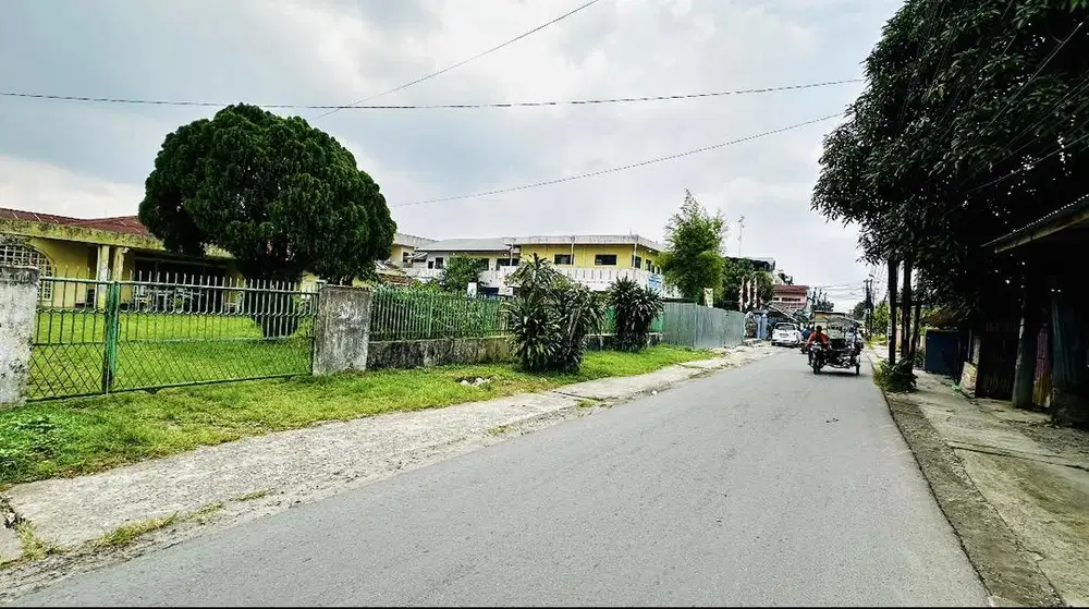 BU NEGO SD JADI. Rumah yg bisa dibongkar.Bebas banjir.Luas tanah 998m
