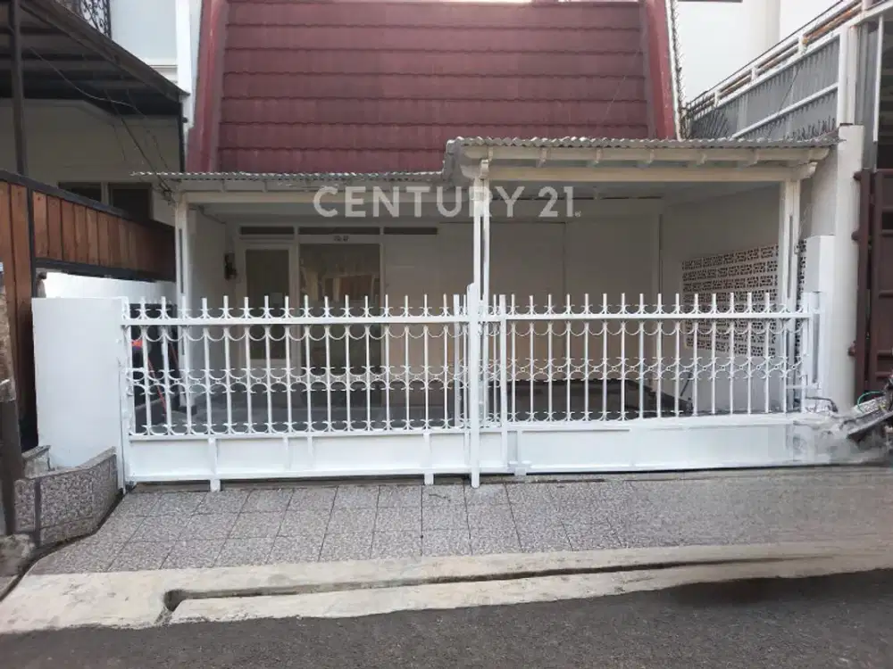Dijual Rumah Strategis Harga Menarik Di Pondok Indah