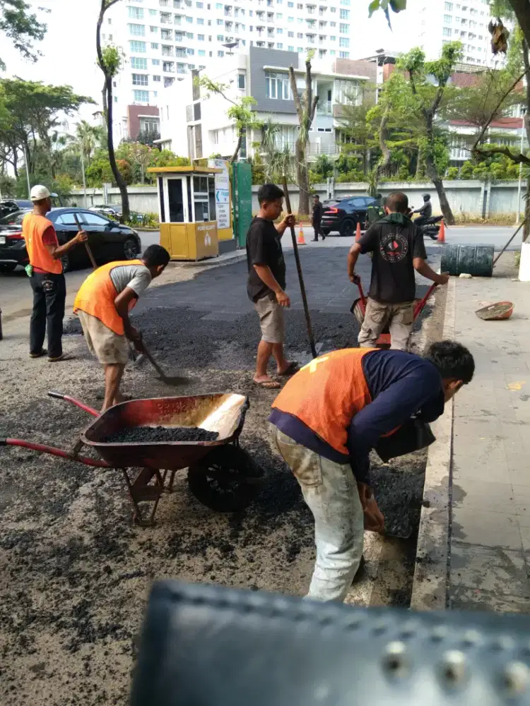 Aspal hotmix pondok cabe